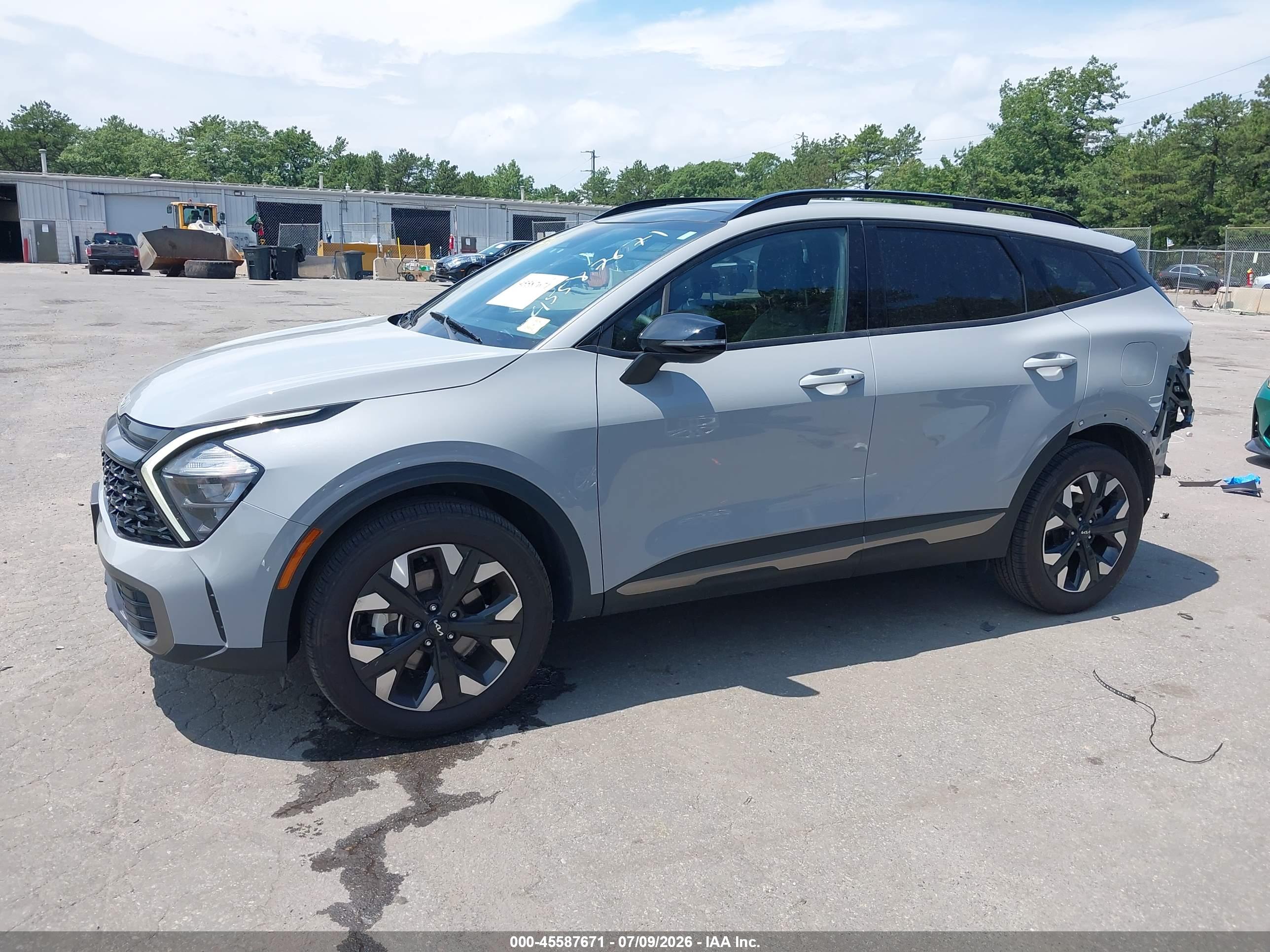 2023 KIA SPORTAGE X-LINE