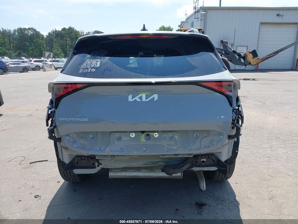 2023 KIA SPORTAGE X-LINE