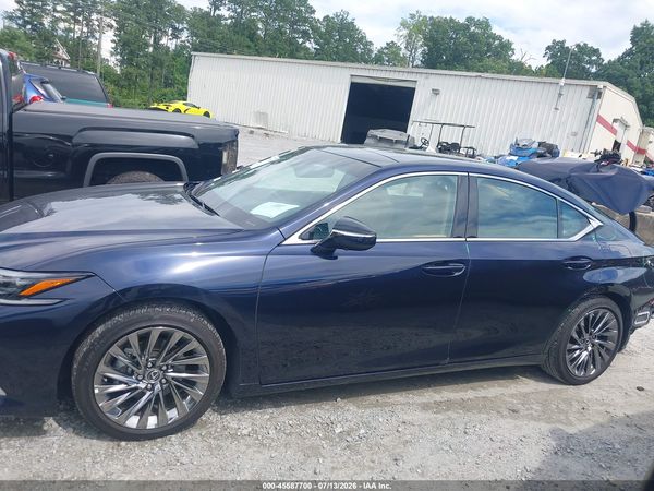 2025 LEXUS ES 350 ULTRA LUXURY