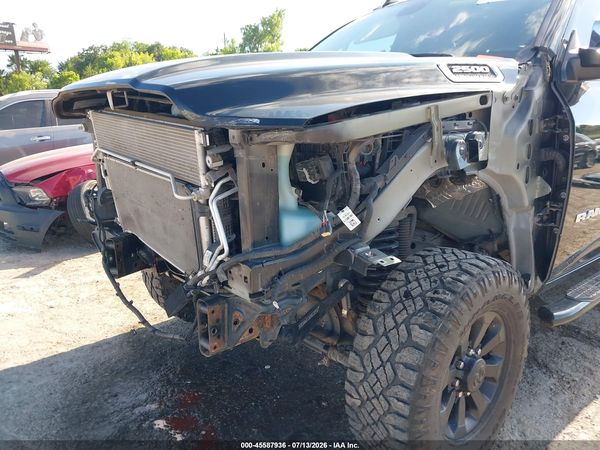 2022 RAM 2500 LARAMIE  4X4 6'4 BOX