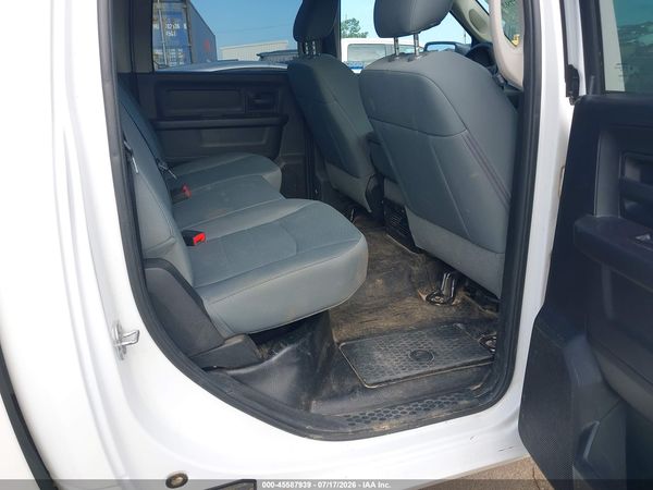 2017 RAM 1500 TRADESMAN  4X4 5'7 BOX