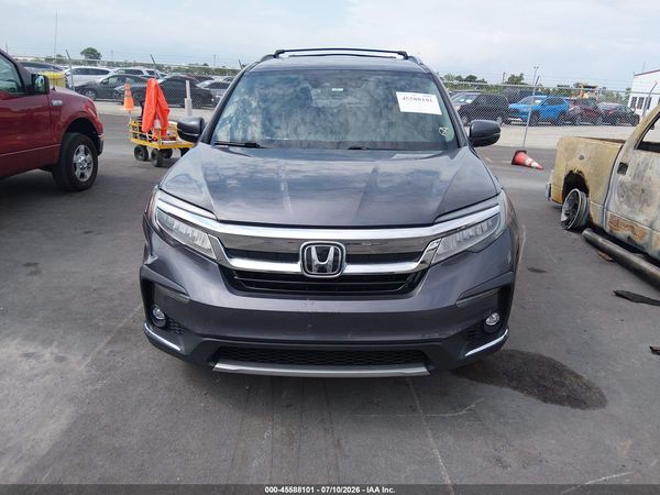2020 HONDA PILOT AWD TOURING 8 PASSENGER