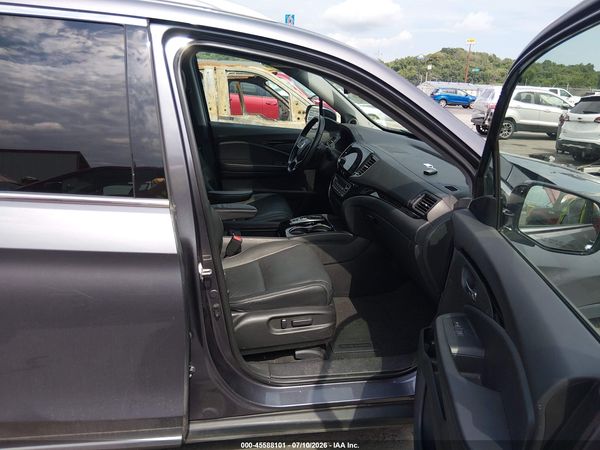 2020 HONDA PILOT AWD TOURING 8 PASSENGER