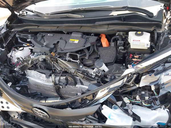 2026 TOYOTA SIENNA LE — I10