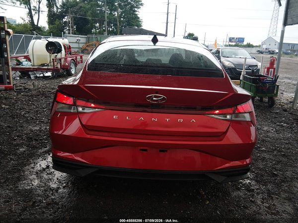 2022 HYUNDAI ELANTRA SEL