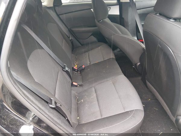 2023 KIA FORTE LX