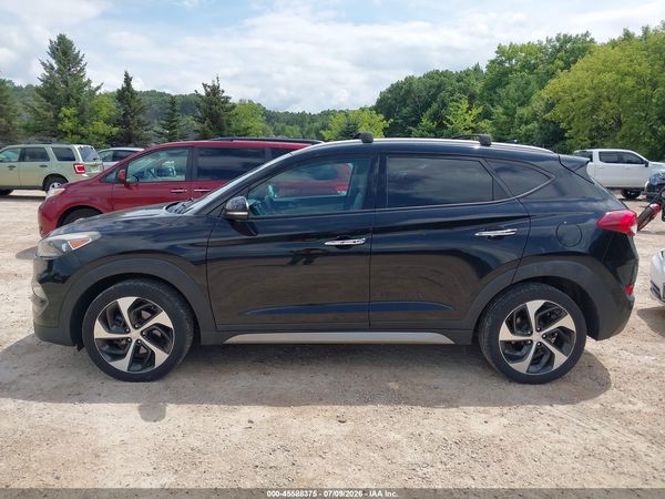 2017 HYUNDAI TUCSON