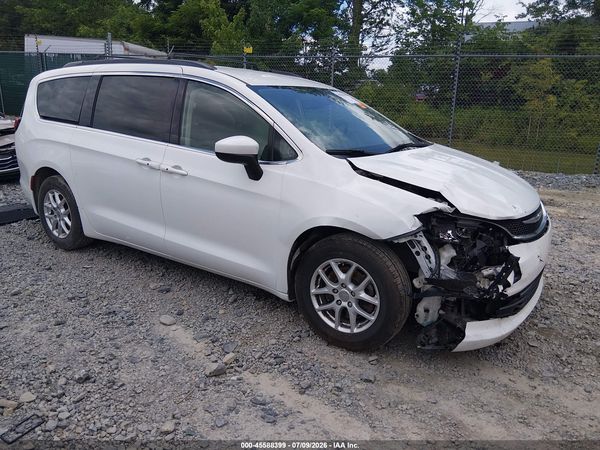 2020 CHRYSLER VOYAGER LXI