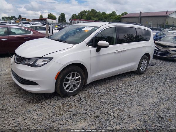 2020 CHRYSLER VOYAGER LXI