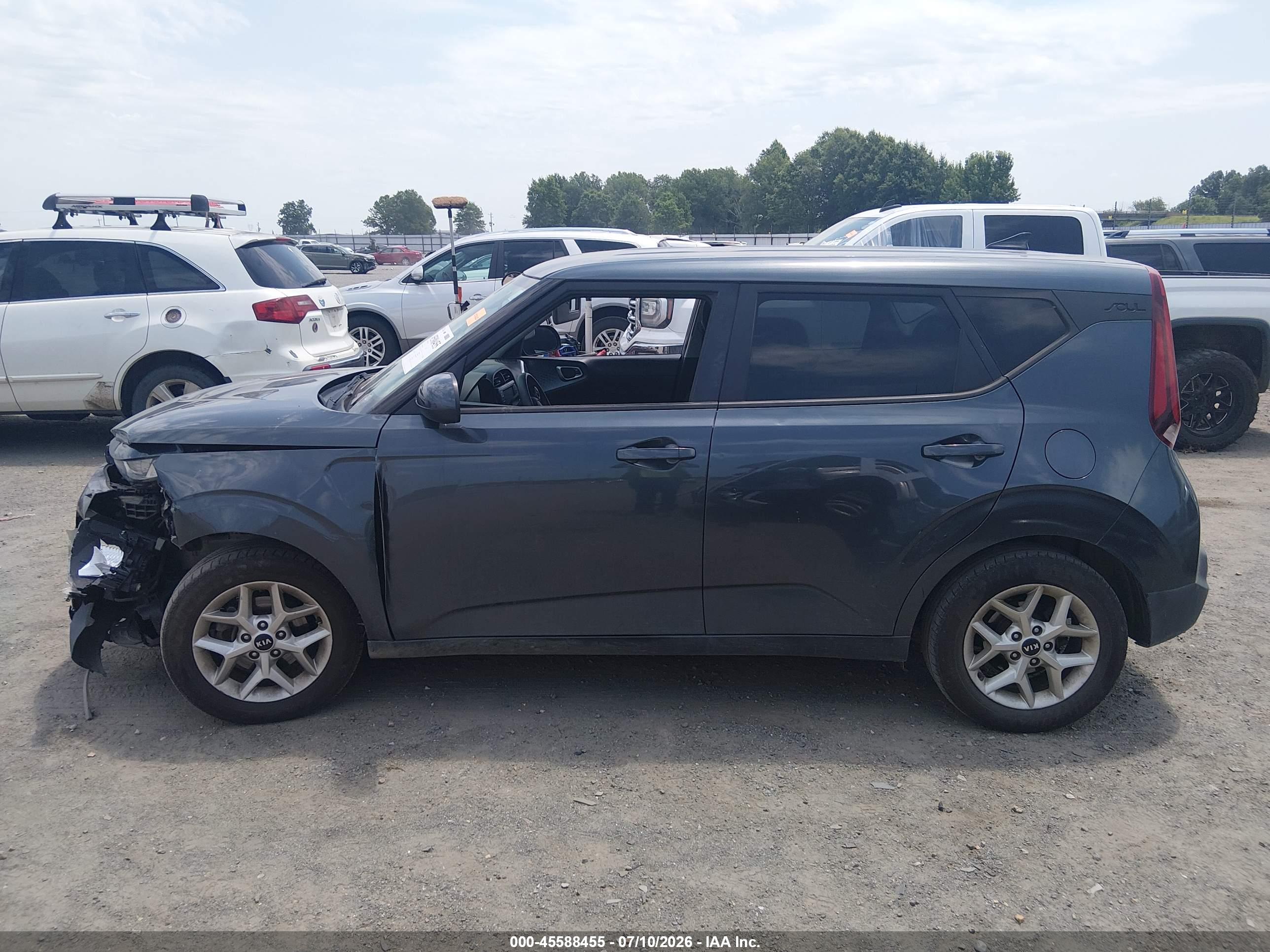 2020 KIA SOUL S