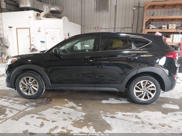 2018 HYUNDAI TUCSON SE
