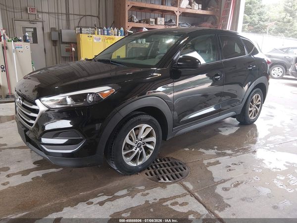 2018 HYUNDAI TUCSON SE