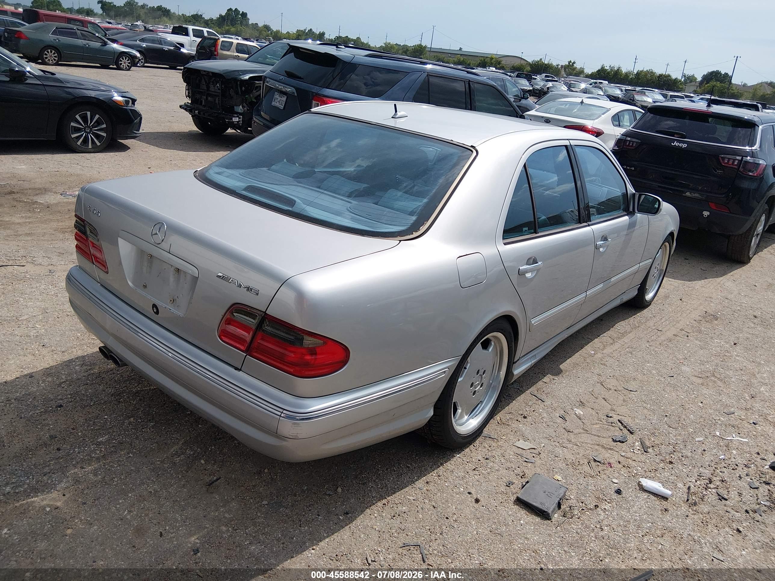 2000 MERCEDES-BENZ E 55 AMG E55