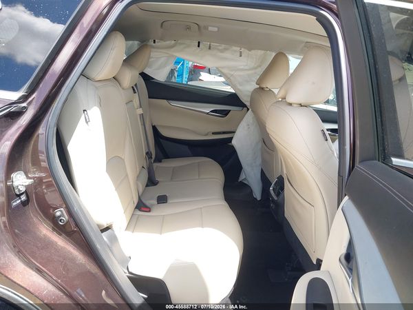 2021 INFINITI QX50 LUXE