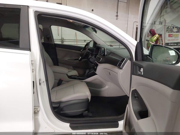 2019 HYUNDAI TUCSON SE — I5