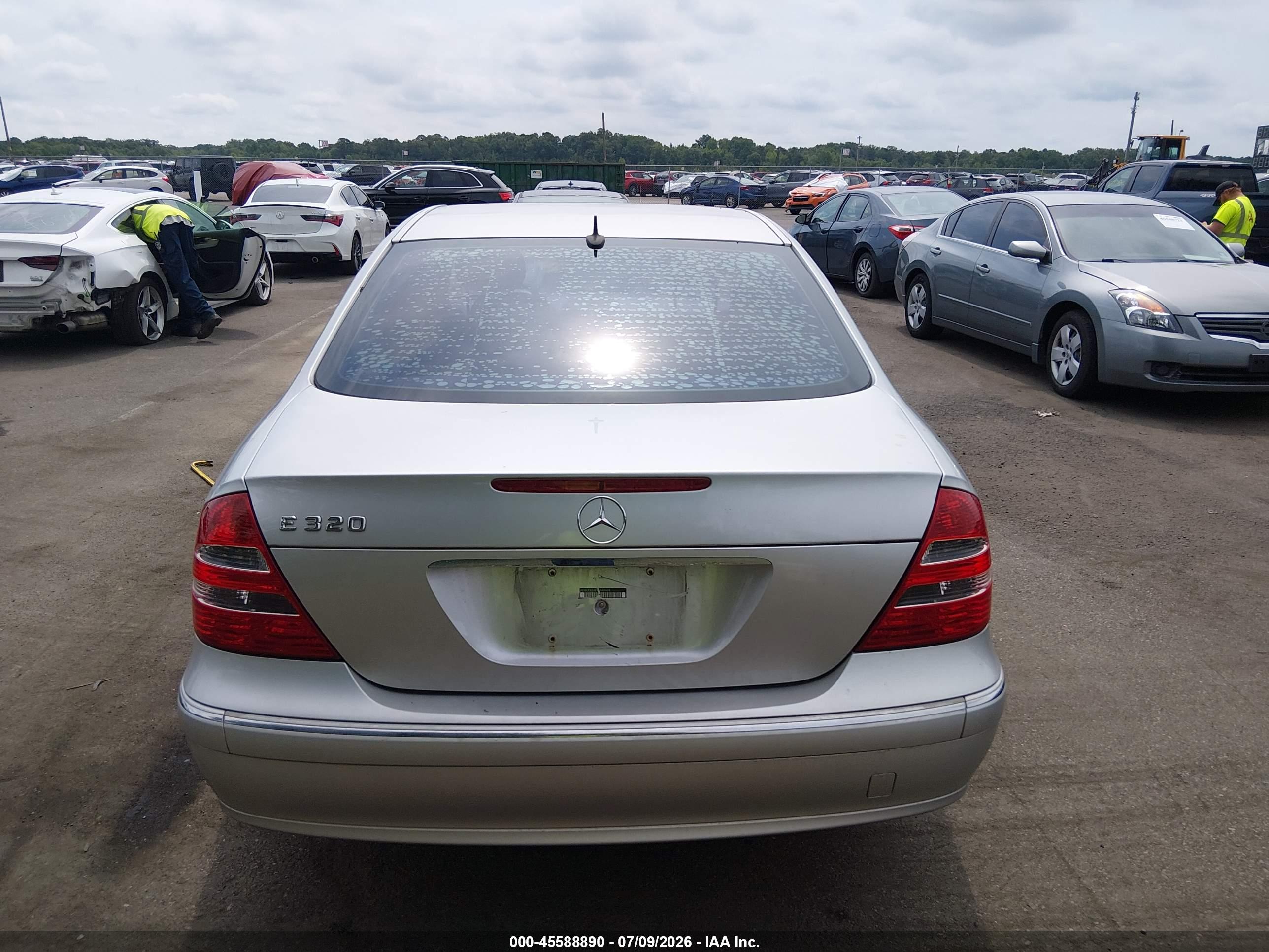 2005 MERCEDES-BENZ E 320 E320