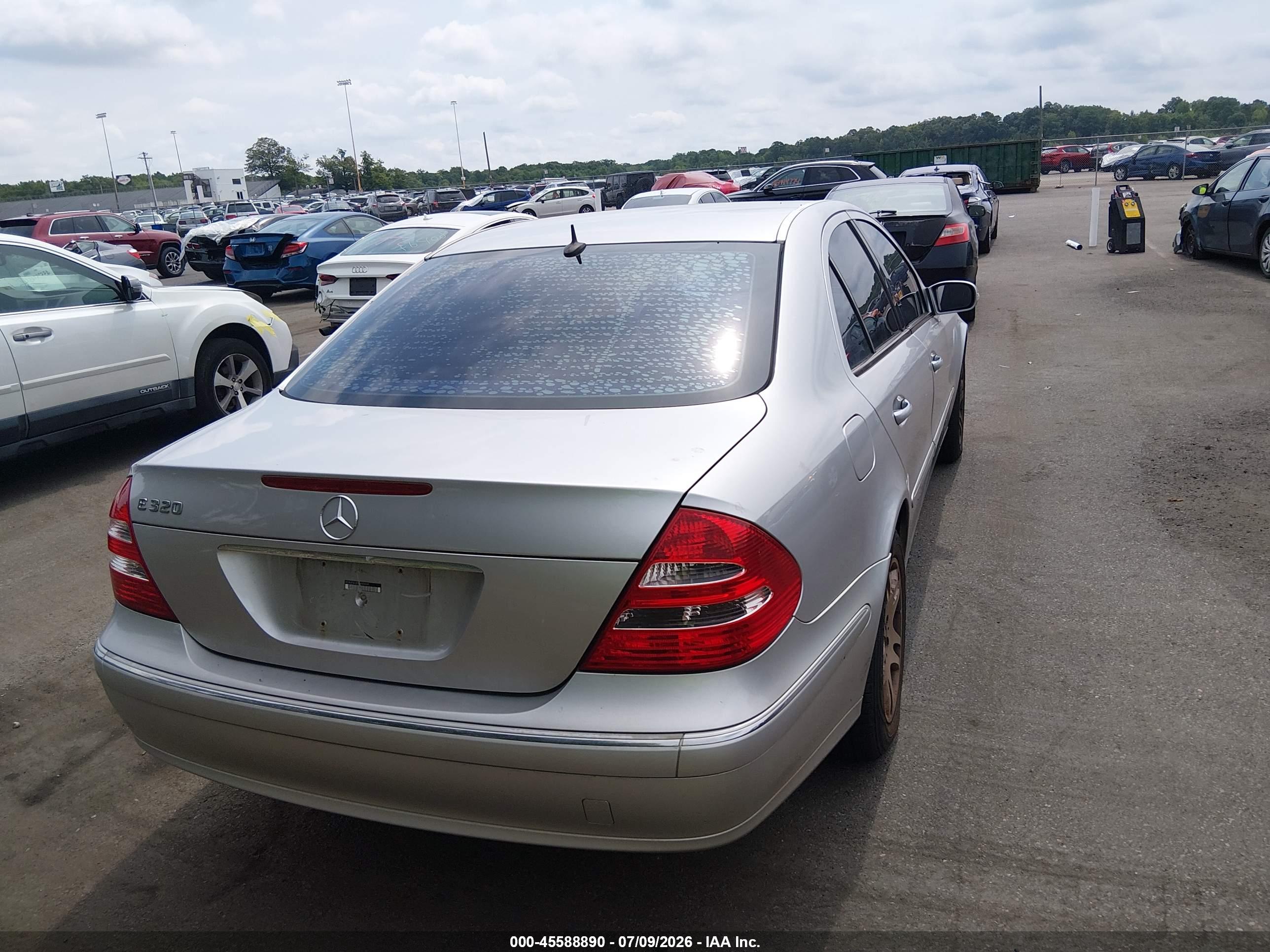 2005 MERCEDES-BENZ E 320 E320