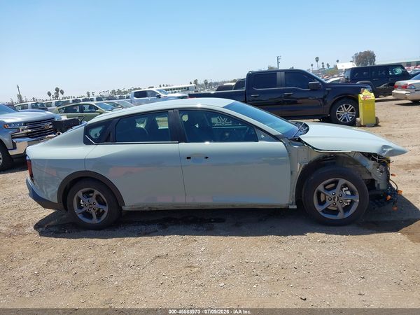 2025 KIA K4 LXS
