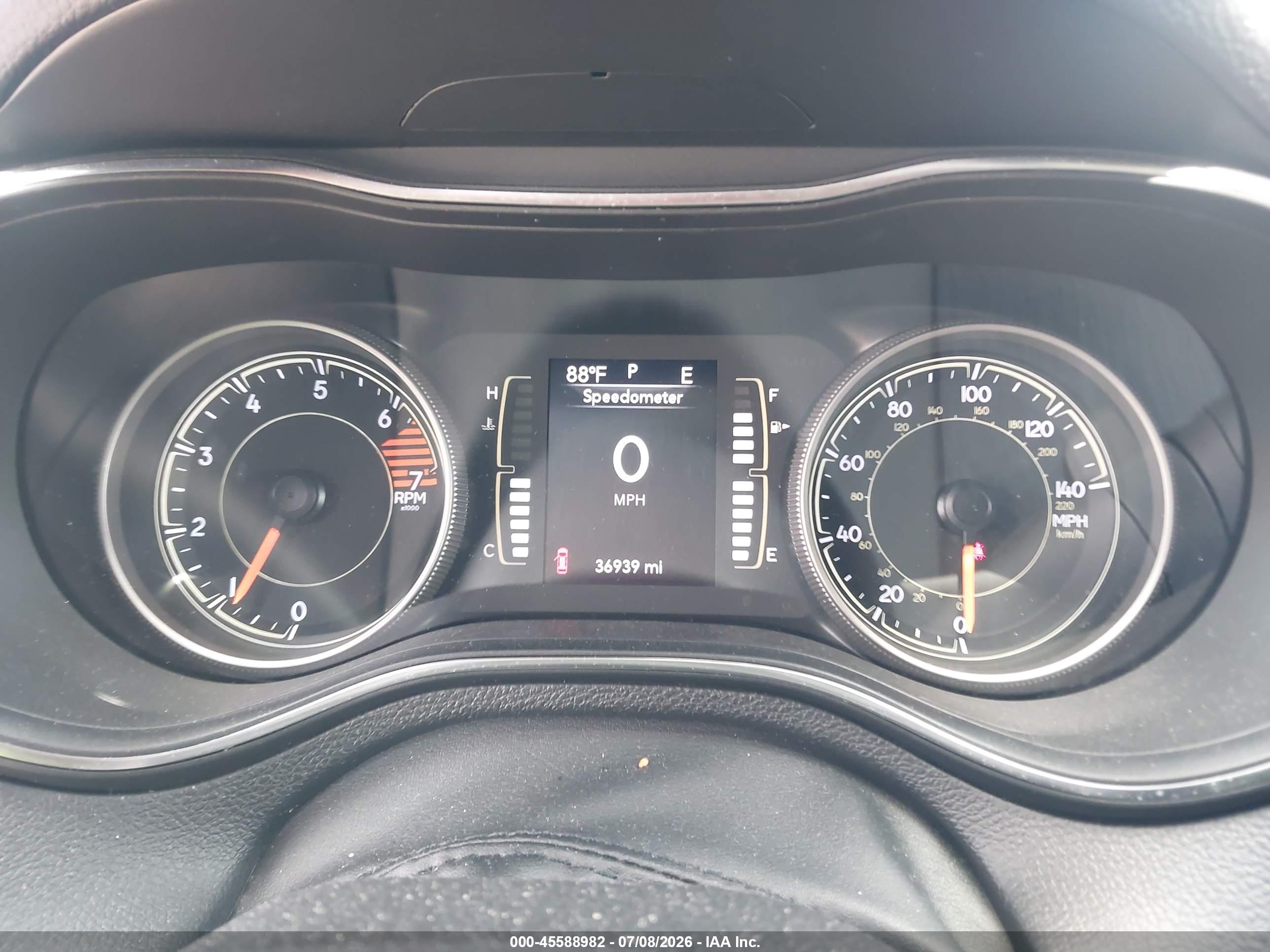 2019 JEEP CHEROKEE LATITUDE 4X4