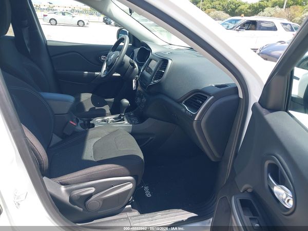2019 JEEP CHEROKEE LATITUDE 4X4