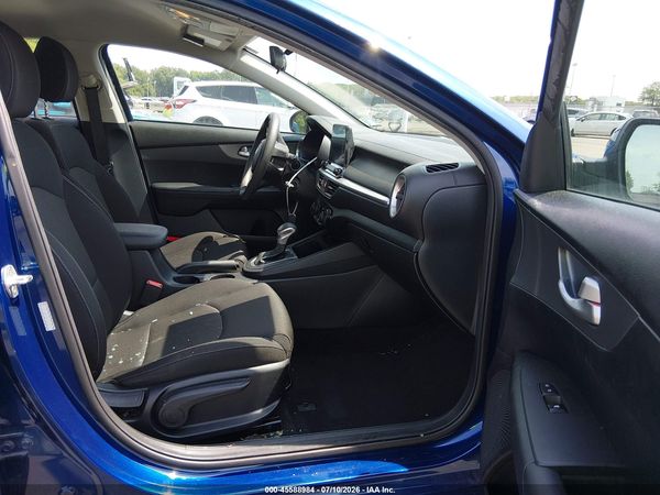 2019 KIA FORTE LXS