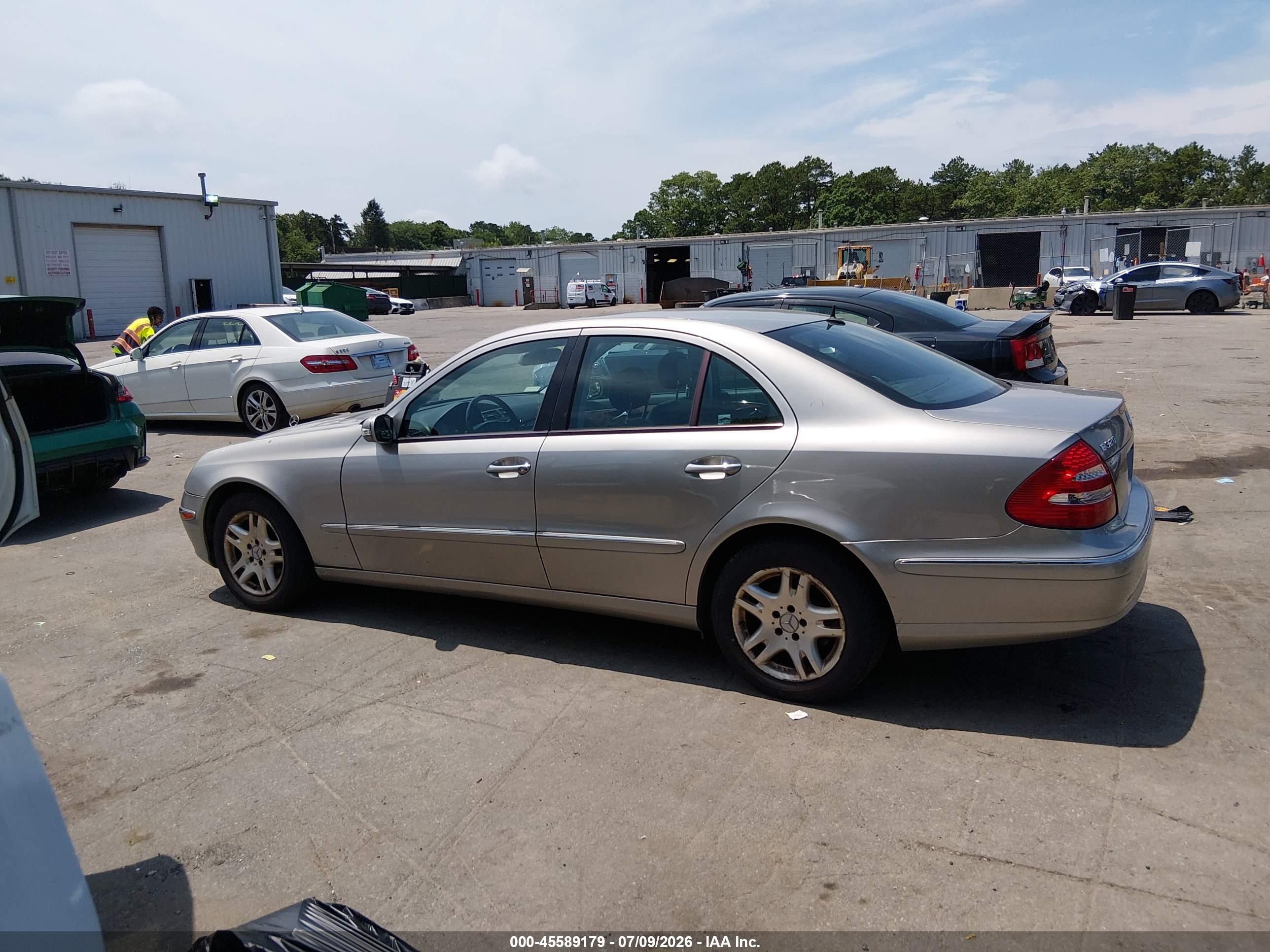 2004 MERCEDES-BENZ E 320 E320