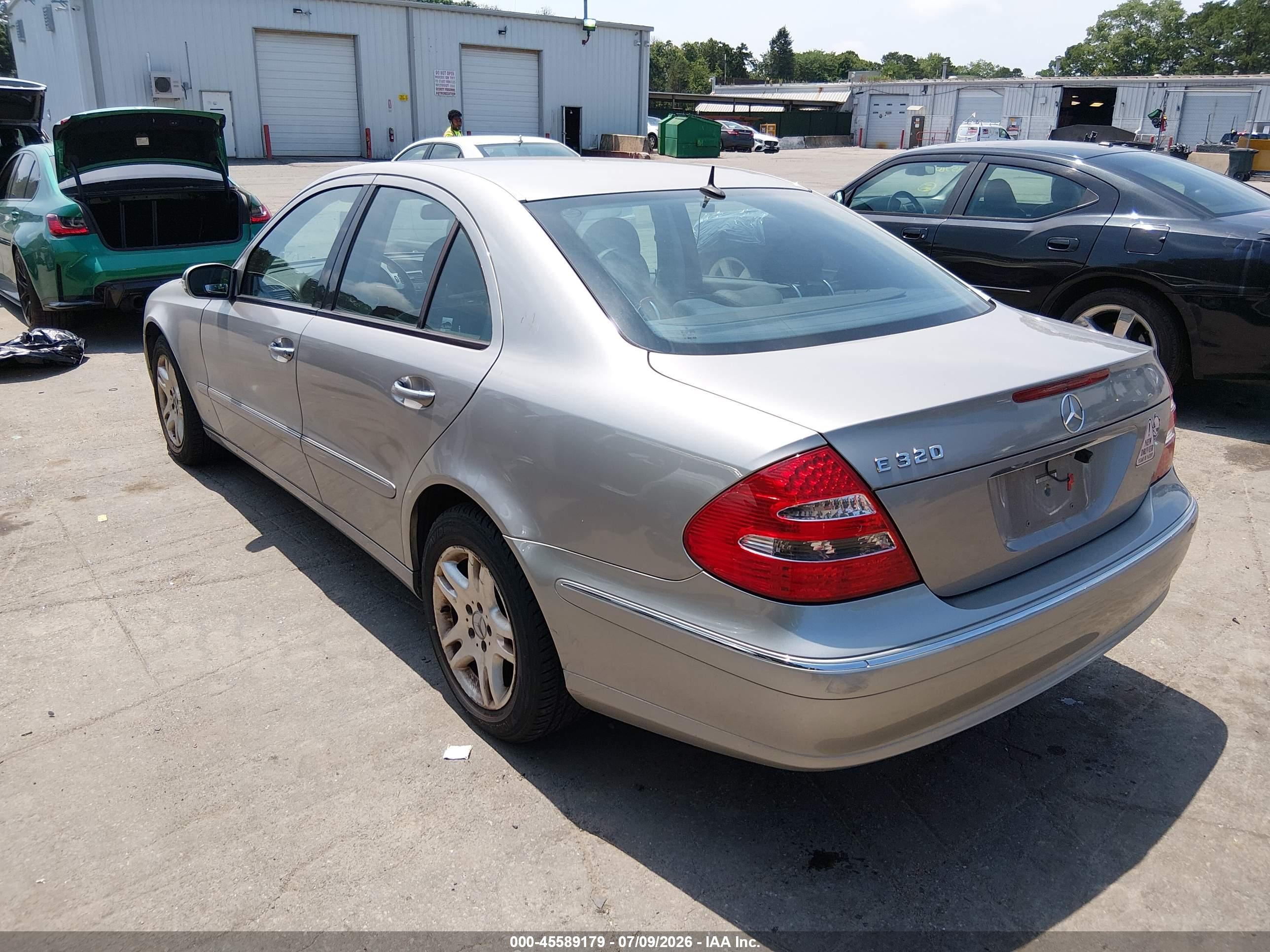 2004 MERCEDES-BENZ E 320 E320
