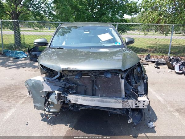 2019 TOYOTA HIGHLANDER LE PLUS