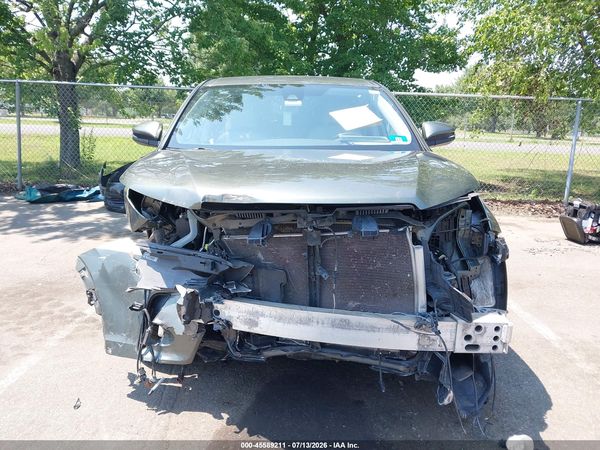 2019 TOYOTA HIGHLANDER LE PLUS