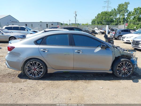 2022 KIA FORTE GT