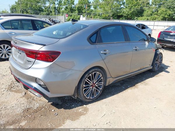 2022 KIA FORTE GT