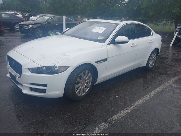 2019 JAGUAR XE 25T