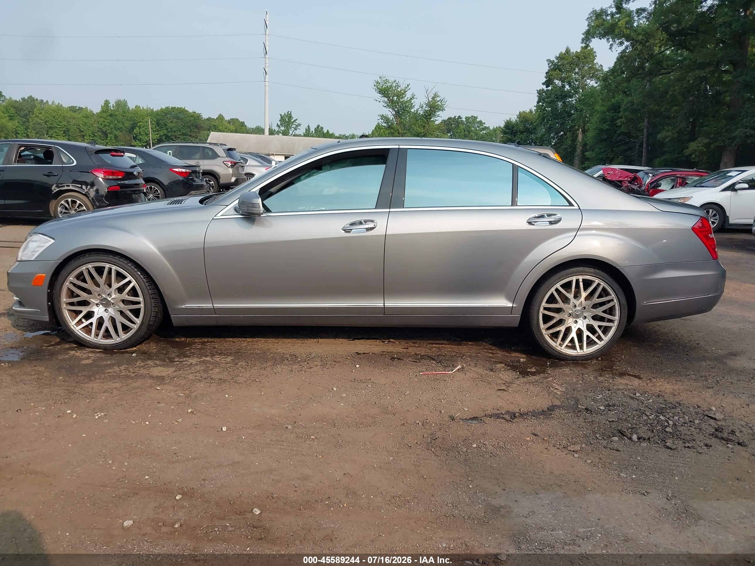 2013 MERCEDES-BENZ S 550
