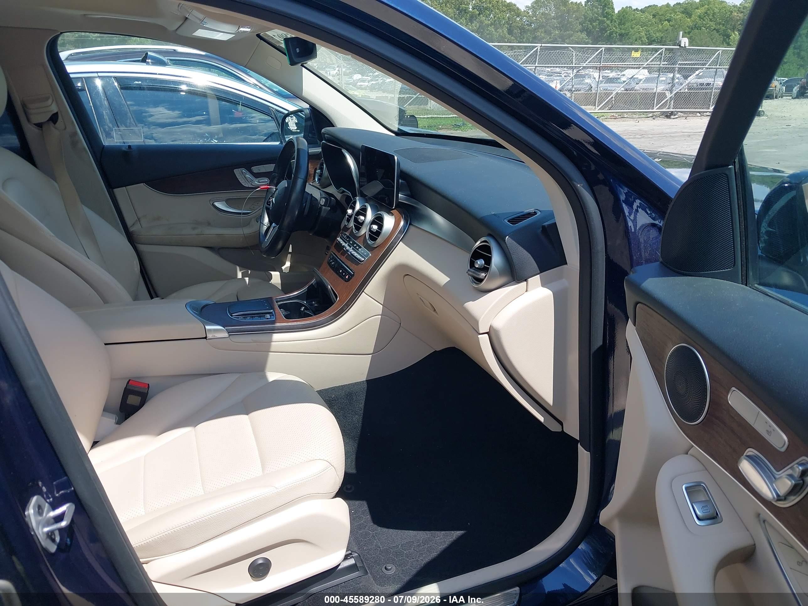 2022 MERCEDES-BENZ GLC 300 GLC300 4MATIC