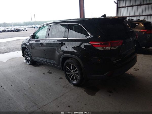 2019 TOYOTA HIGHLANDER XLE