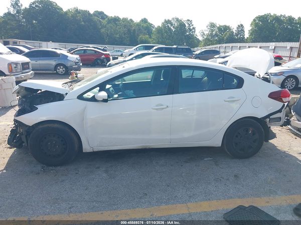 2017 KIA FORTE LX