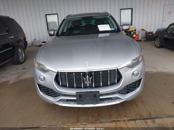 2017 MASERATI LEVANTE Luxury