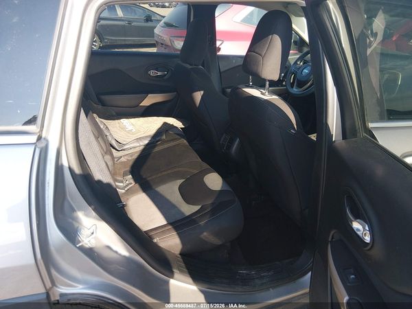 2018 JEEP CHEROKEE LATITUDE FWD