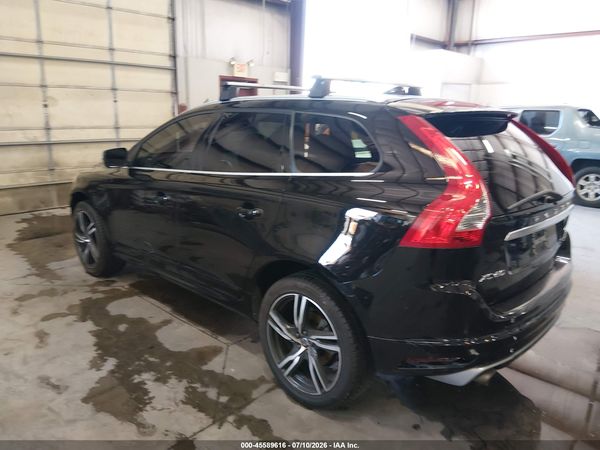 2017 VOLVO XC60 T6 R-DESIGN