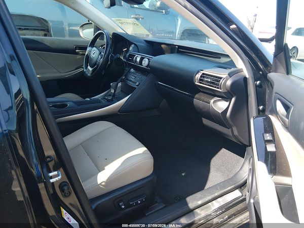 2017 LEXUS IS 300