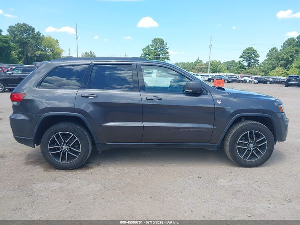 2017 JEEP GRAND CHEROKEE TRAILHAWK