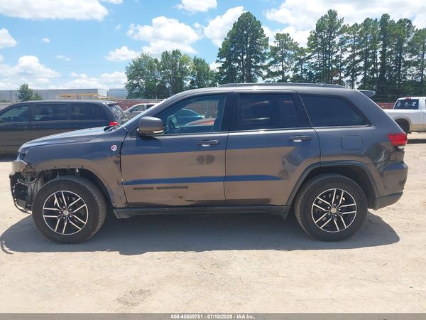 2017 JEEP GRAND CHEROKEE TRAILHAWK