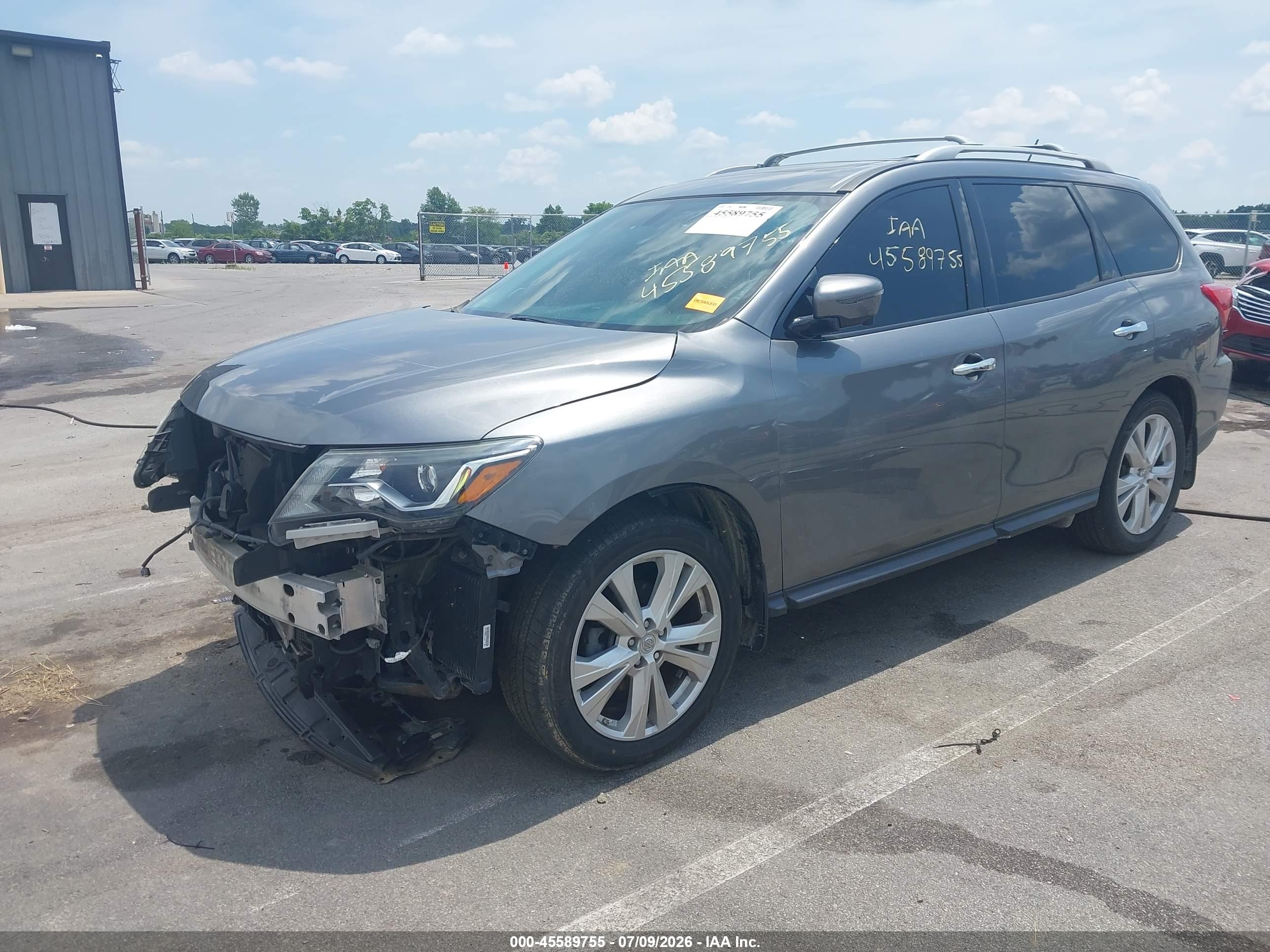2018 NISSAN PATHFINDER SL — I2
