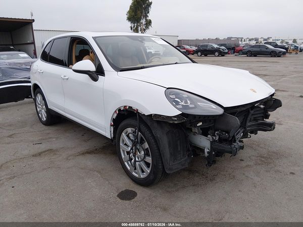 2017 PORSCHE CAYENNE PLATINUM EDITION