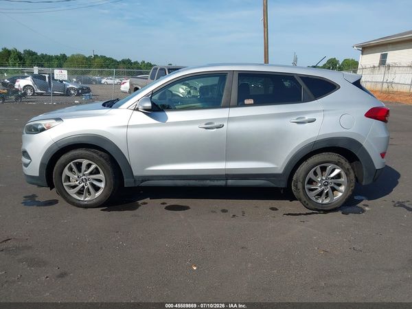 2018 HYUNDAI TUCSON SE