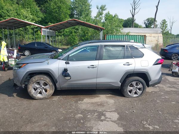 2022 TOYOTA RAV4 XLE — I117