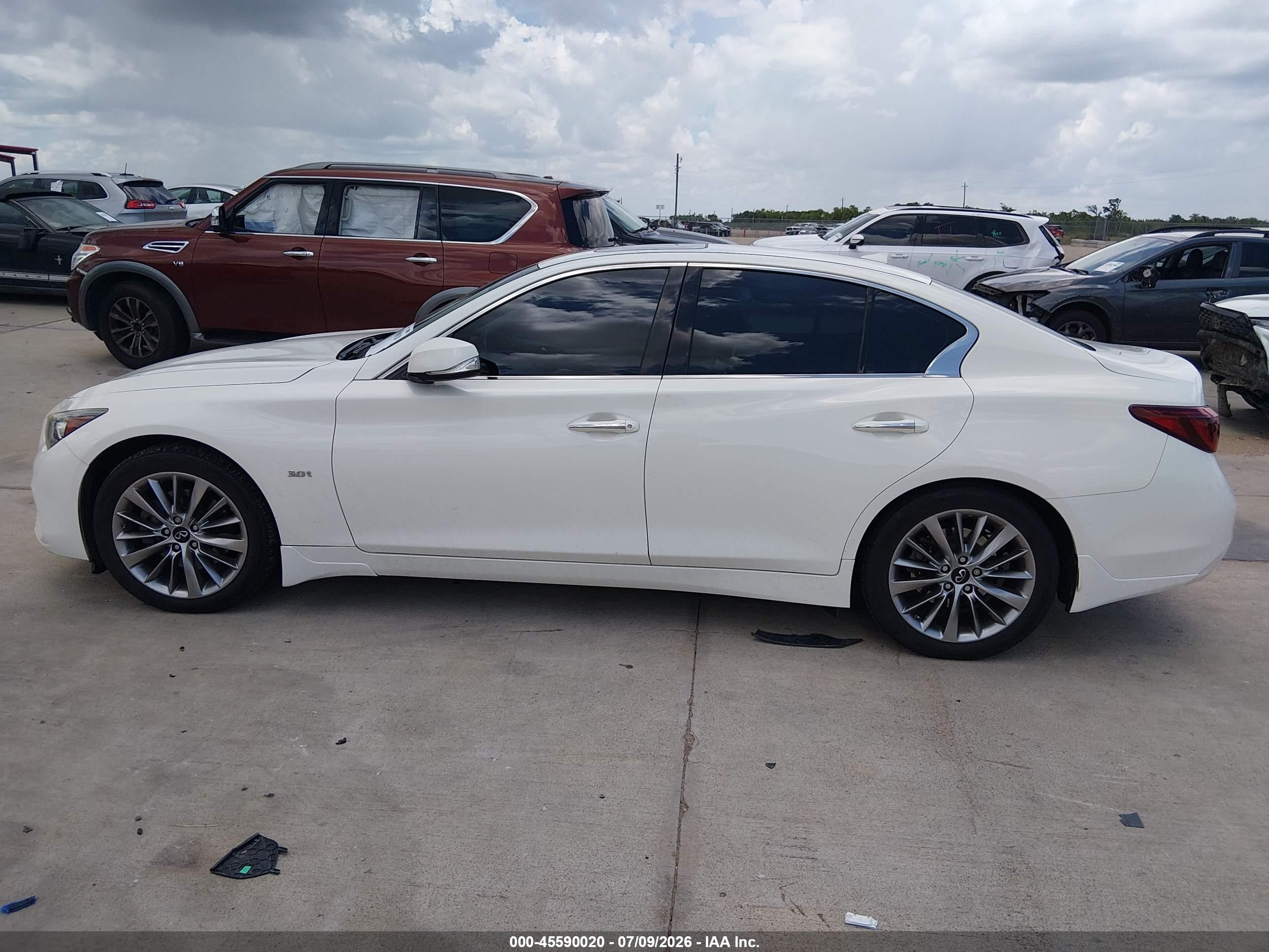 2020 INFINITI Q50 LUXE