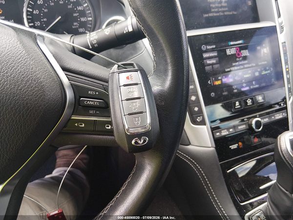 2020 INFINITI Q50 LUXE