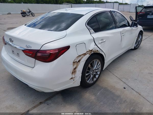 2020 INFINITI Q50 LUXE
