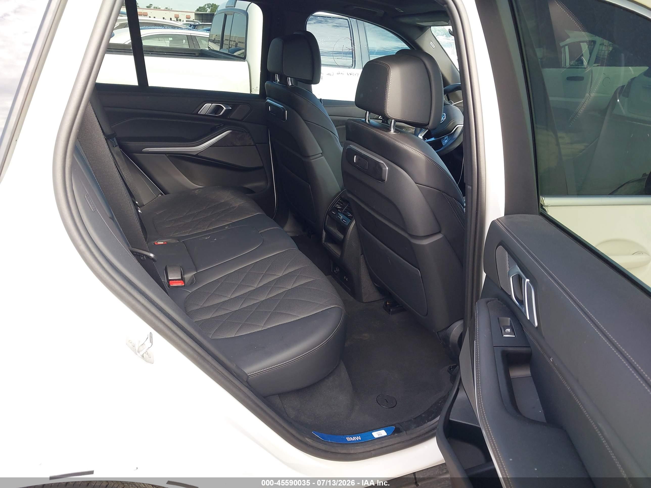 2024 BMW X5 XDRIVE40I